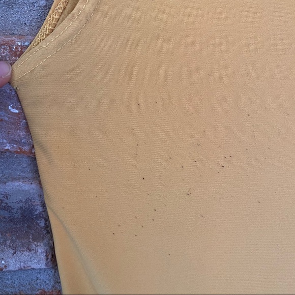 Yellow stretchy blouse - Picture 3 of 4